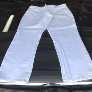 Loft White jeans. Size 6